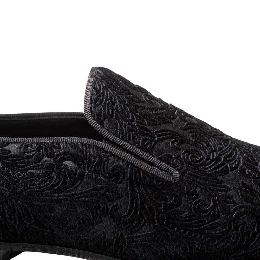 Mezlan Men's Travolta Embossed Velvet Evening Pump in Black