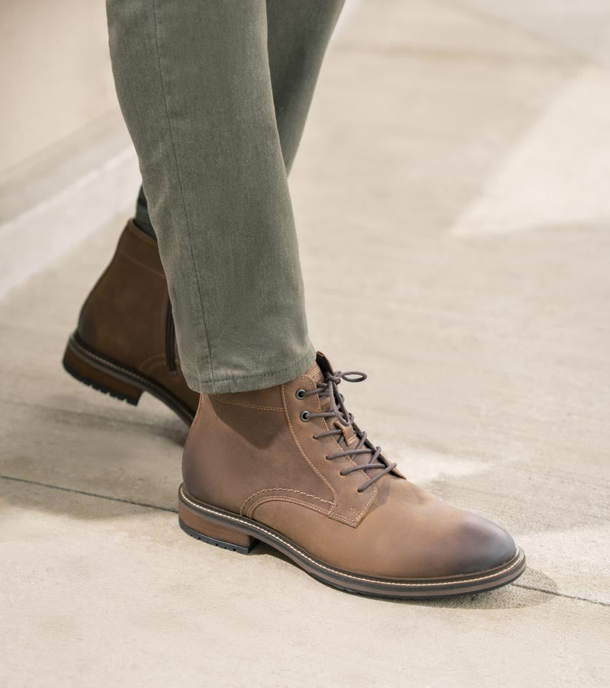 Forge Plain Toe Lace Up Boot | Florsheim Brown CH Dress Boots for Men