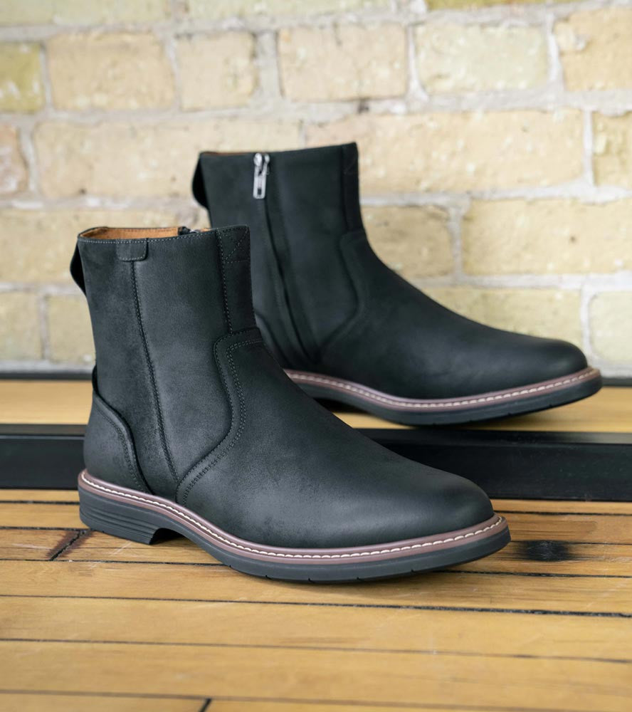 Norwalk PlainToe Side Zip Boot | Florsheim Black CH Dress Boots for Men