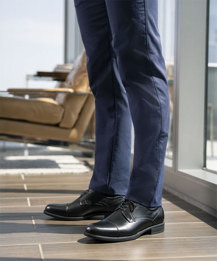 Florsheim Midtown Black Leather Cap Toe Oxfords