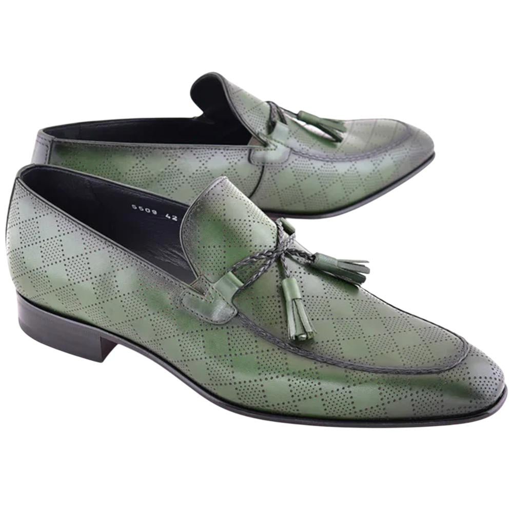 Corrente Men’s Green Tassel Almond Toe Loafer - shoeclassix.com