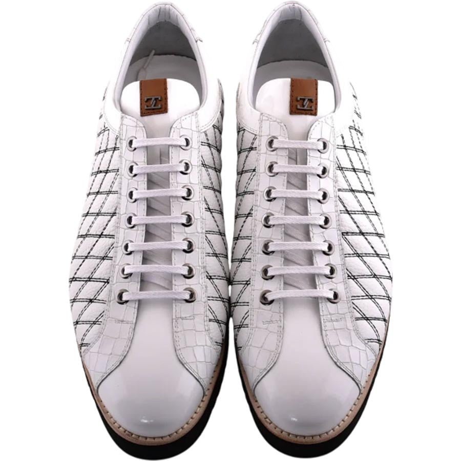 Corrente Men’s White Calfskin Round Toe Sport Sneaker with Quilted Side Design - shoeclassix.com