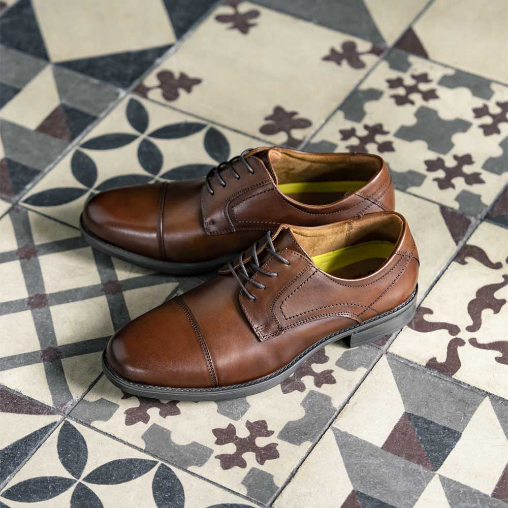 Florsheim Midtown Cognac Leather Cap Toe Oxfords