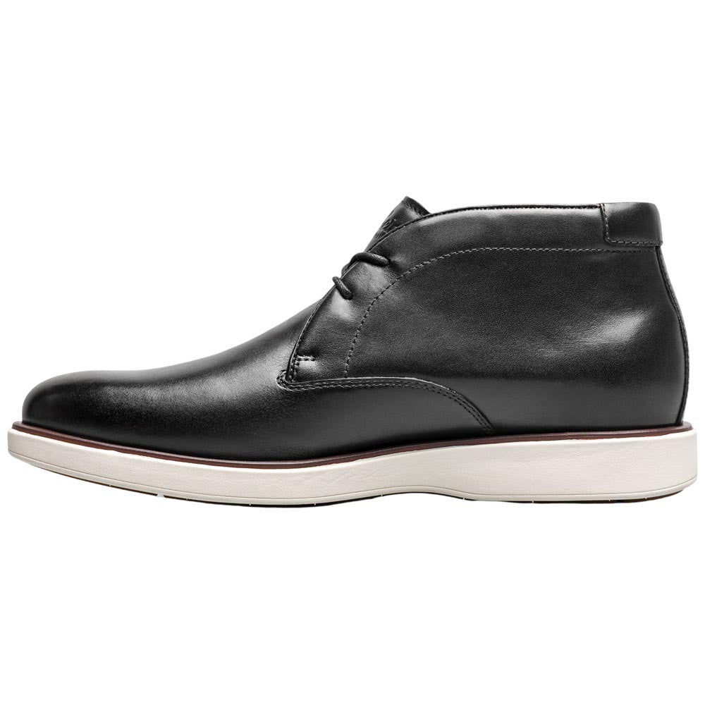 Florsheim Avenue Men's Black Smooth Leather Plain Toe Chukka Boot